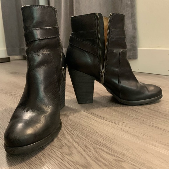 *FRYE* - Picture 5 of 10